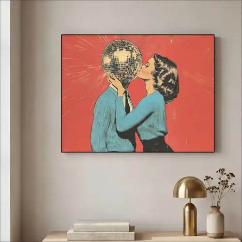 Vrouw - Retro - Discobal - Kus Textielframe - compleet frame klein -sfeer2