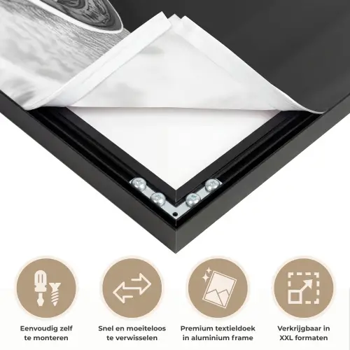 Paard - Bord - Pasta - Tafelkleed - Zwart Wit - Dieren Textielframe zwart klein -USP_closeupNL