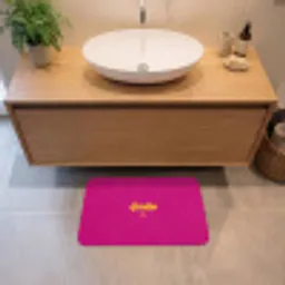 Smile - Stippen - Roze Badmat klein -sfeer1