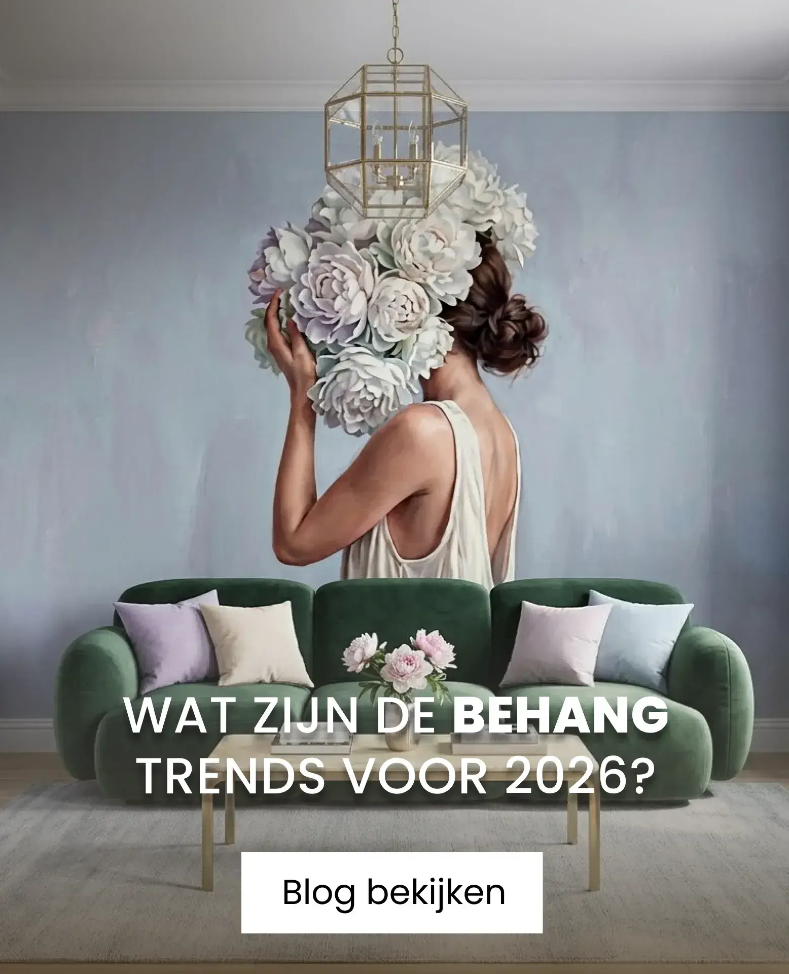 blauw behang met vrouw op behang