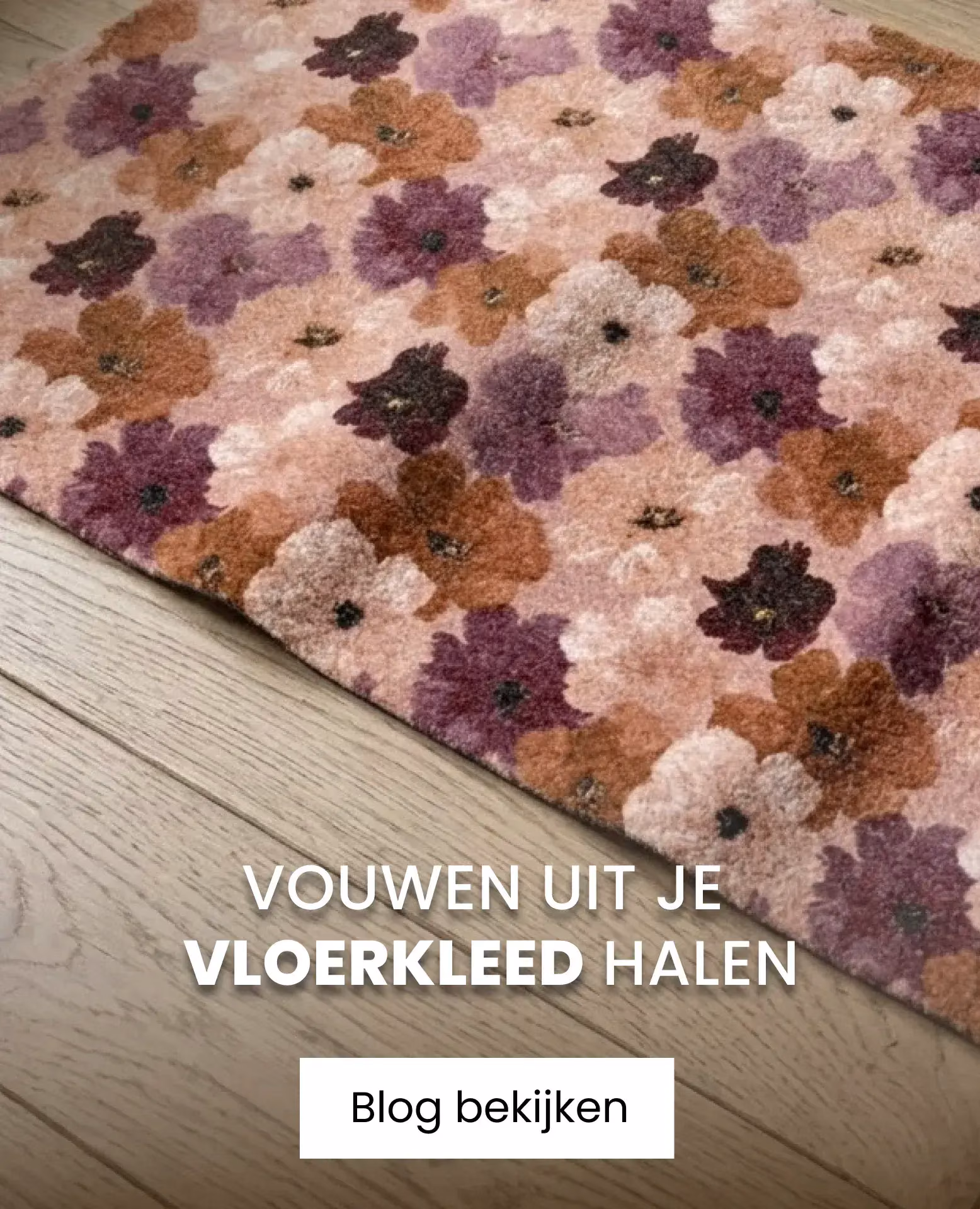 vloerkleed met bloemetjes op vloer