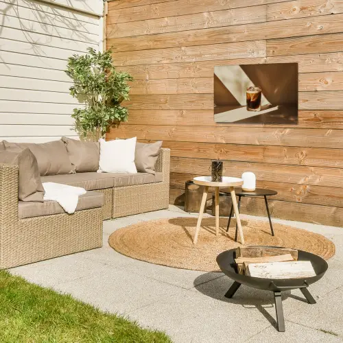 Glas - Ijskoffie - Schaduw - Bruin Tuinposter op houten frame 2 cm dik klein -sfeer2