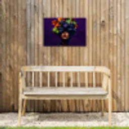 Vrouw - Paars - Druiven Tuinposter op houten frame 2 cm dik klein -sfeer4