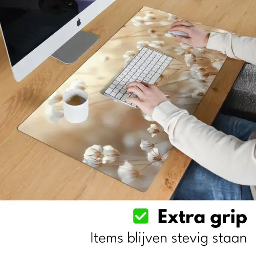 Wilde - Bloemen - Wit Muismat XXL klein -sfeer3