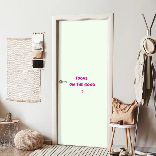 Focus - Beige - Roze - Smiley deurposter klein -sfeer6