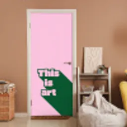 Groen - Teskt - This is art - Roze deurposter klein -sfeer1