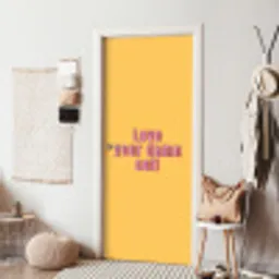 Love yourself - Roze - Geel deurposter klein -sfeer6