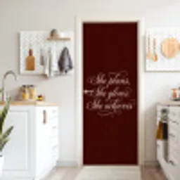 She plans she glows she achieves - Rood - Cursief deurposter klein -sfeer5