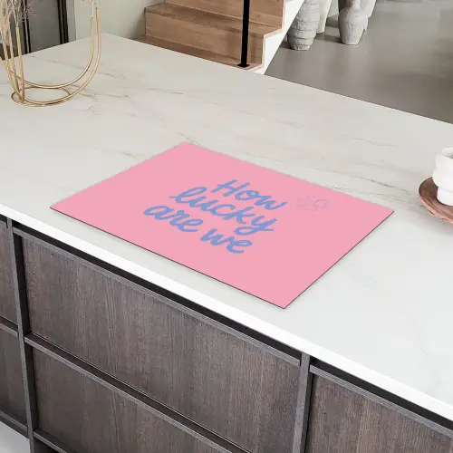 How lucky are we - Klavervier - Roze - Blauw Inductie beschermer vinyl 3mm klein -sfeer8