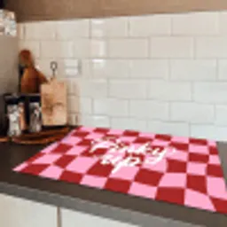 Pinky up - Geblokt - Bordeauxrood Inductie beschermer vinyl 3mm klein -sfeer3