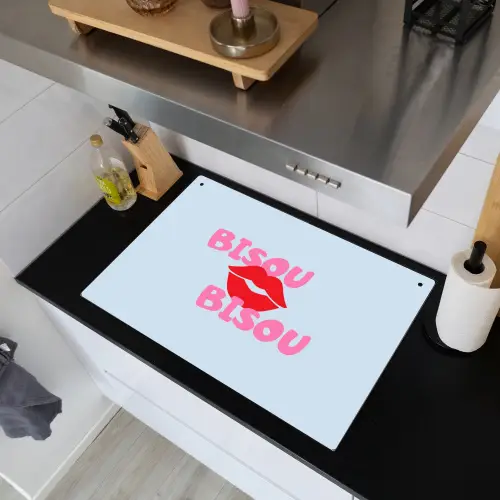 Lippen - Bisou - Blauw Inductie beschemer met haakjes klein -sfeer1