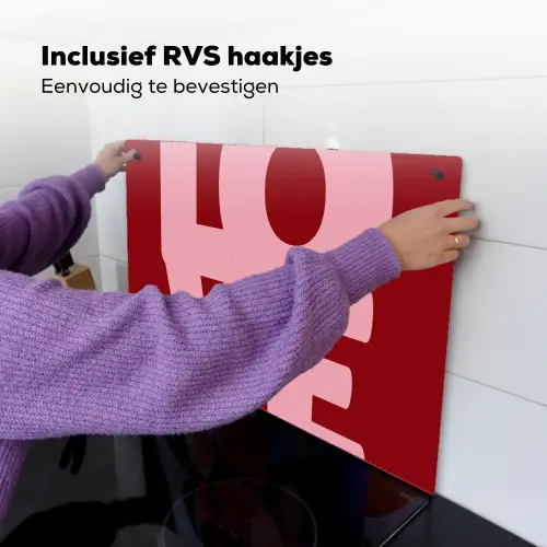 Love - Rood - Blokletters Inductie beschemer met haakjes klein -ky-ophangen-nl