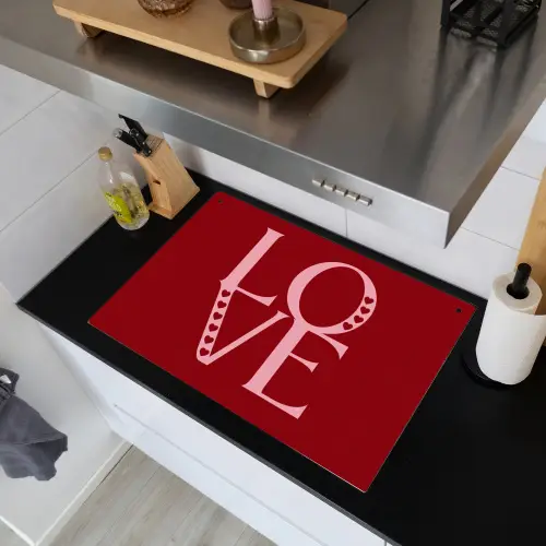 Love - Rood - Hatjes Inductie beschemer met haakjes klein -sfeer1