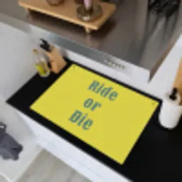 Ride or die - Geel - Blauw Inductie beschemer met haakjes klein -sfeer1