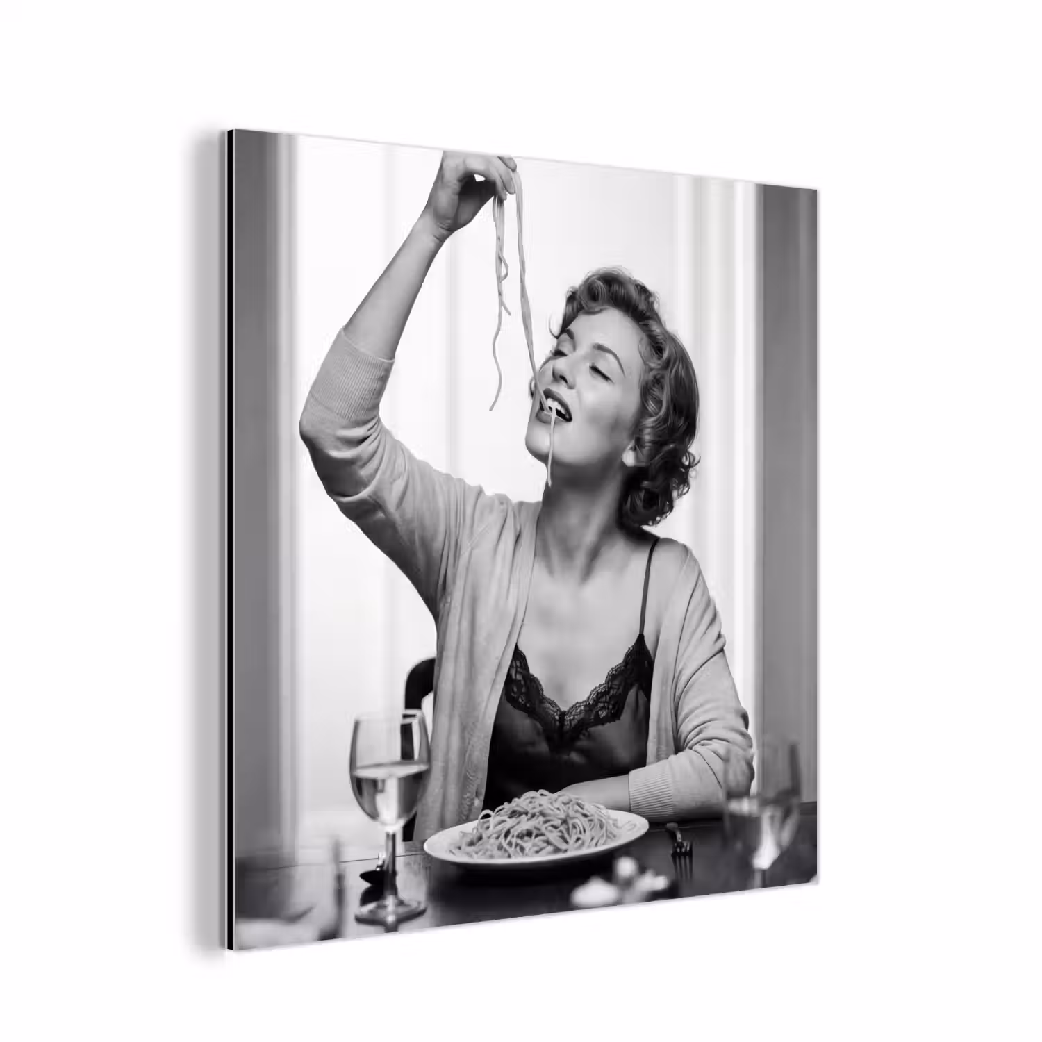 Vrouw - Spaghetti - Zwart - Wit aluminium wit klein -3d