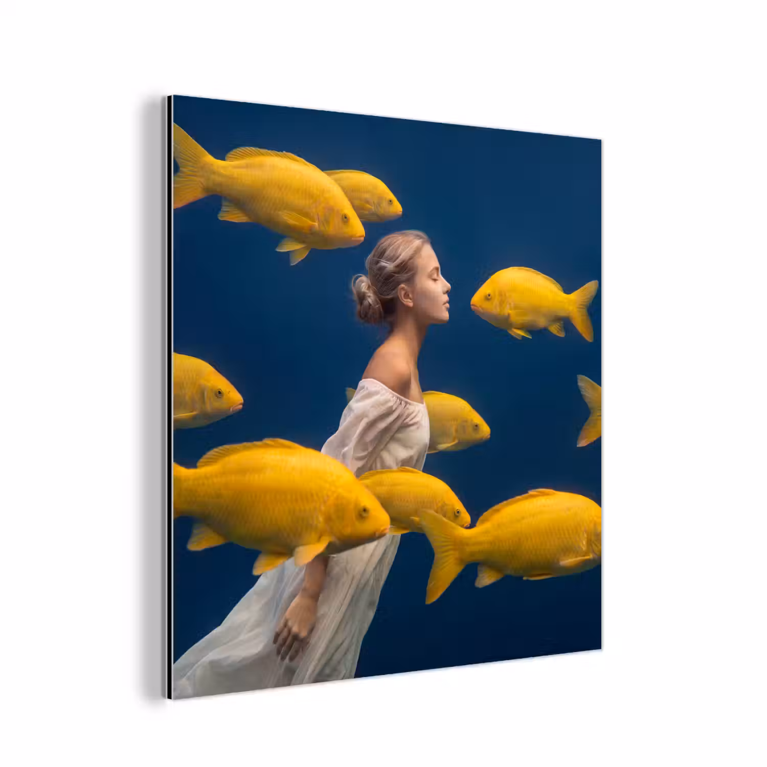 Vrouw - Vis - Water - Natuur - Geel aluminium wit klein -3d