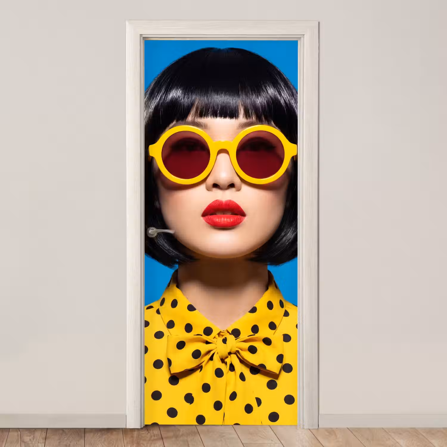 Vrouw - Zonnebril - Pop Art - Portret - Geel deurposter klein -3d_beige