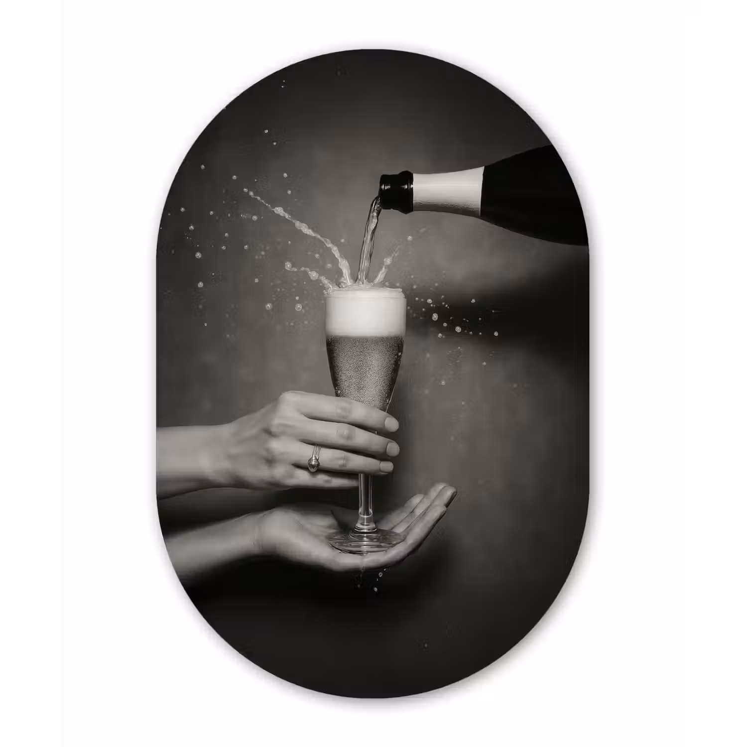 Champagnefles - Glas - Minimalistisch - Spetters Wandcirkel Ovaal Glas middel -3d