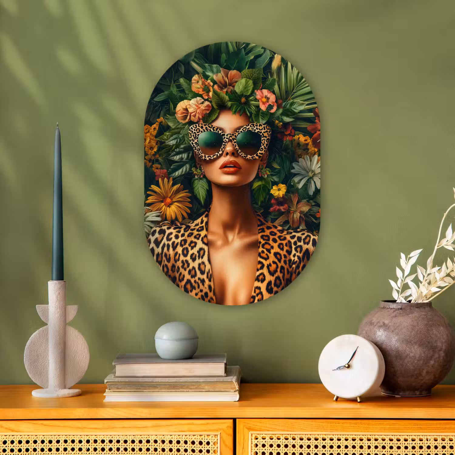 Vrouw - Panterprint - Jungle - Natuur - Luxe Wandcirkel Ovaal Forex klein -sfeer2