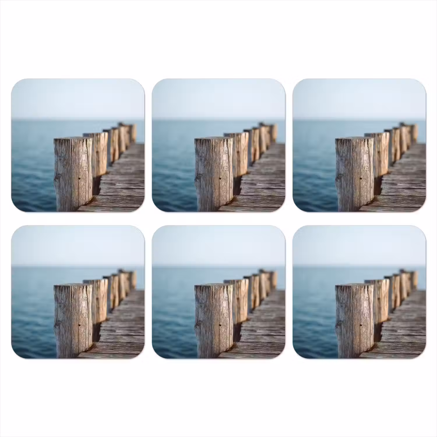 Houten steiger - Helderblauwe lucht onderzetter kurk middel -3d