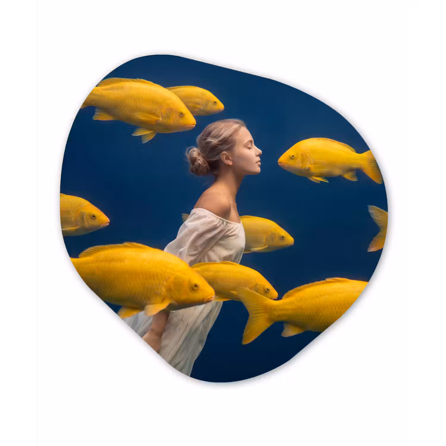 Vrouw - Vis - Water - Natuur - Geel Wandcirkel Organisch Aluminium middel -3d
