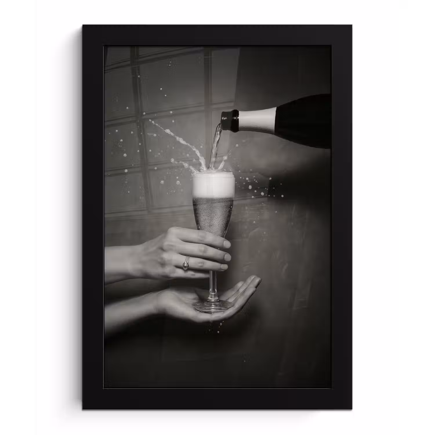 Champagnefles - Glas - Minimalistisch - Spetters fotolijst zwart zonder passe partout klein -3d