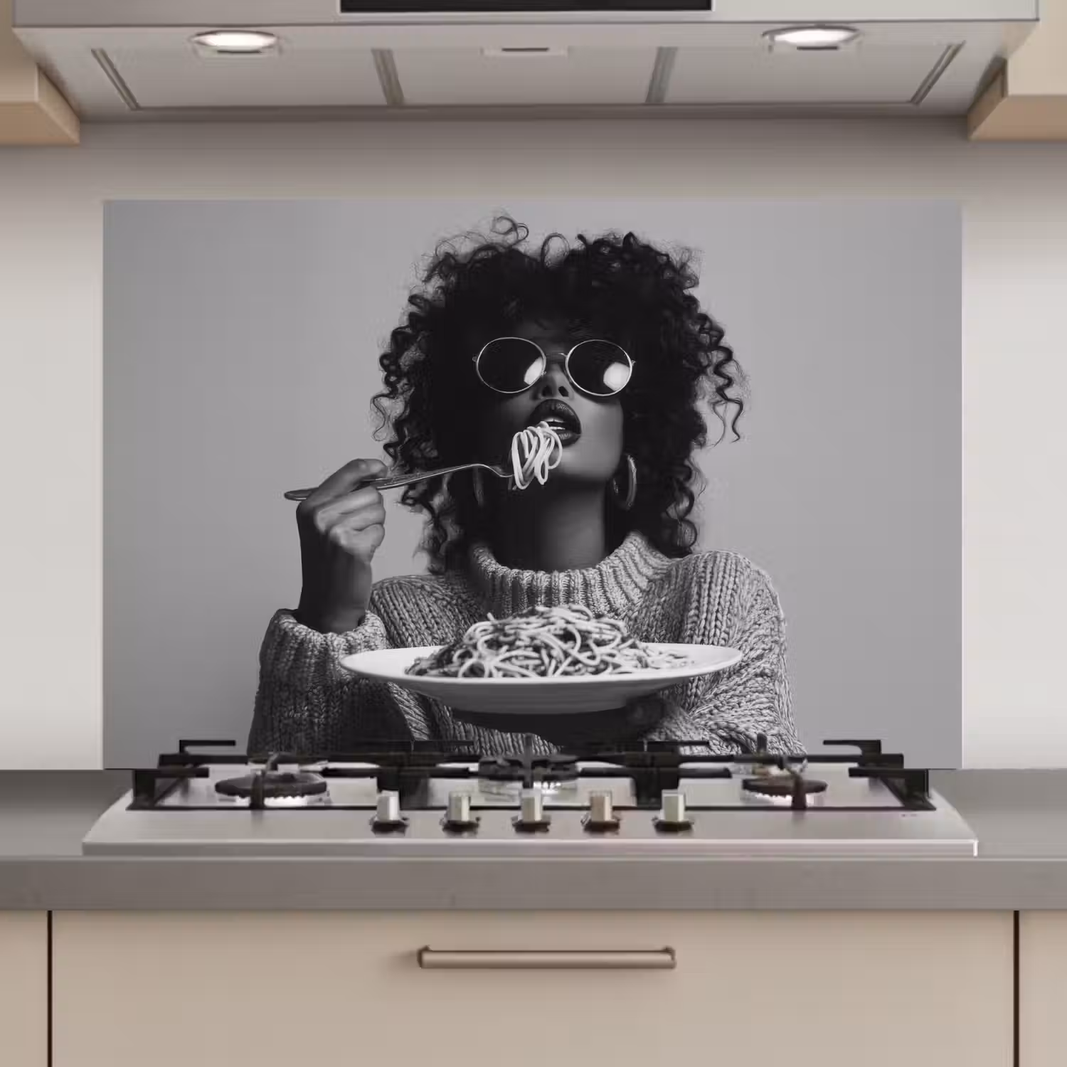 Vrouw - Pasta - Zwart - Wit keuken achterwand spatscherm klein -3d_website