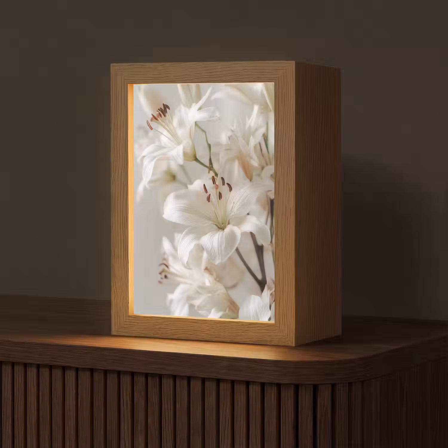 Lelies - Boekte - Wit - Meeldraden Light Box met kabel (Tafellamp) klein -z3d_website