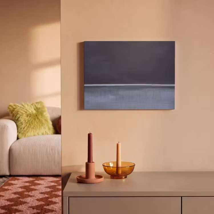 Abstract - Horizontale lijn - Minimalistisch - Donkerblauw - Kunst PET vilt klein -sfeer1