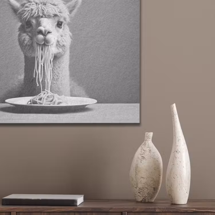 Alpaca - Pasta - Zwart - Wit - Grappig - Dieren PET vilt klein -sfeer6_closeup