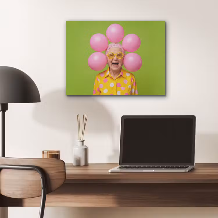 Mens - Ballonnen - Feest - Kleurrijk - Roze PET vilt klein -sfeer5