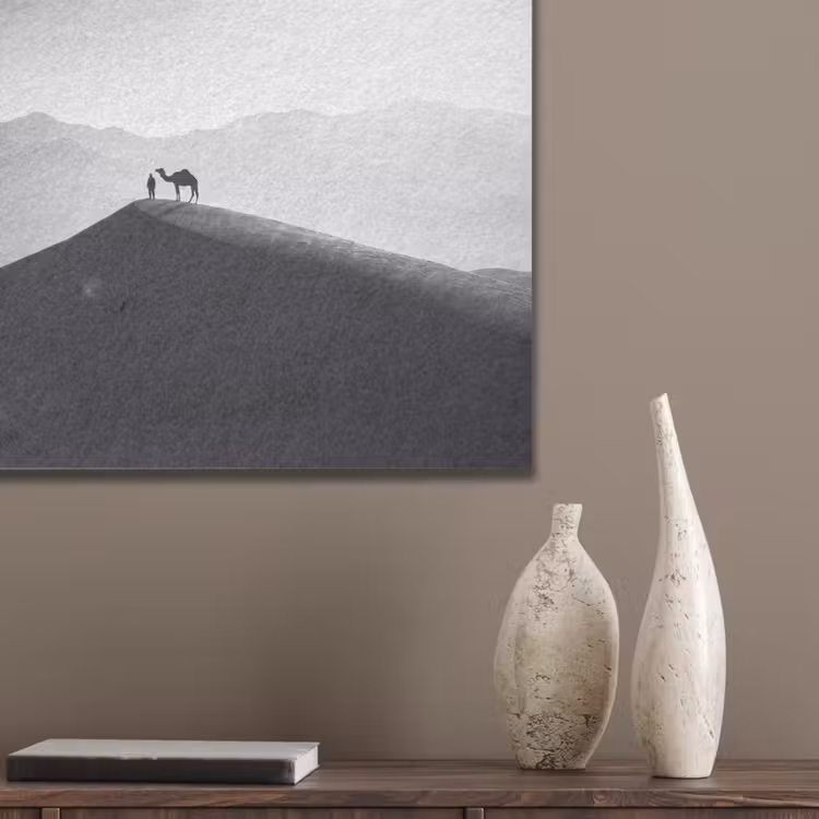 Mens - Kameel - Zandduin - Natuur - Monochroom PET vilt klein -sfeer6_closeup