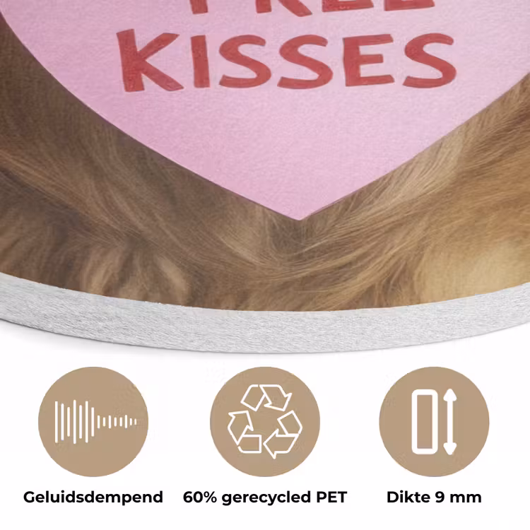 Hond - Kiss- Valentijn - Hartjes Akoestische PET Vilt - Rond klein -closeup_NL