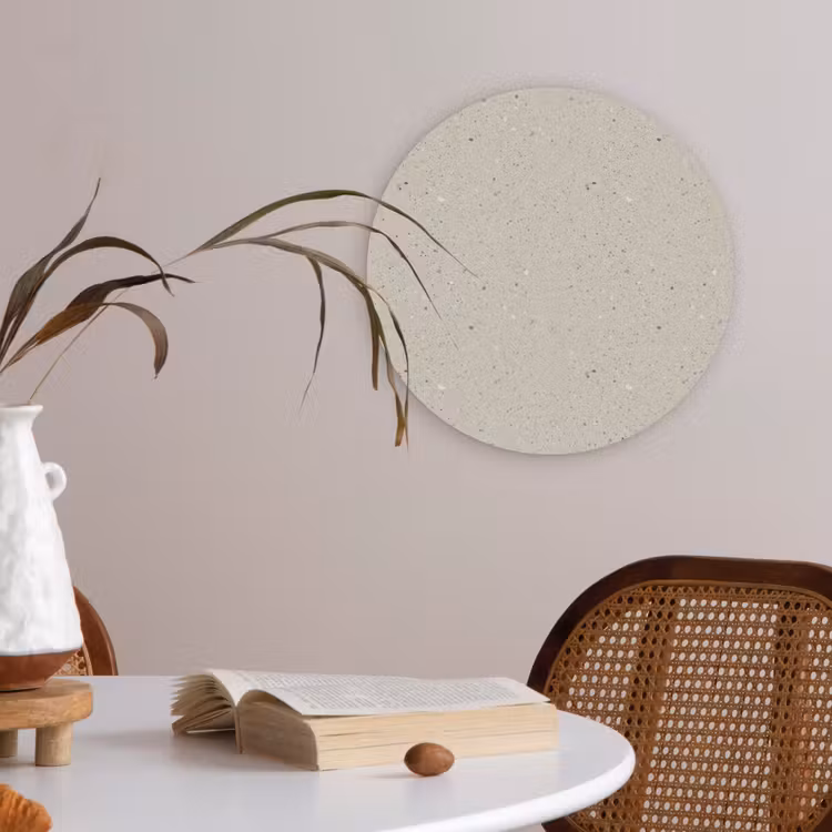 Lichtbeige - Terrazzo - Grijs Akoestische PET Vilt - Rond klein 838 -sfeer3