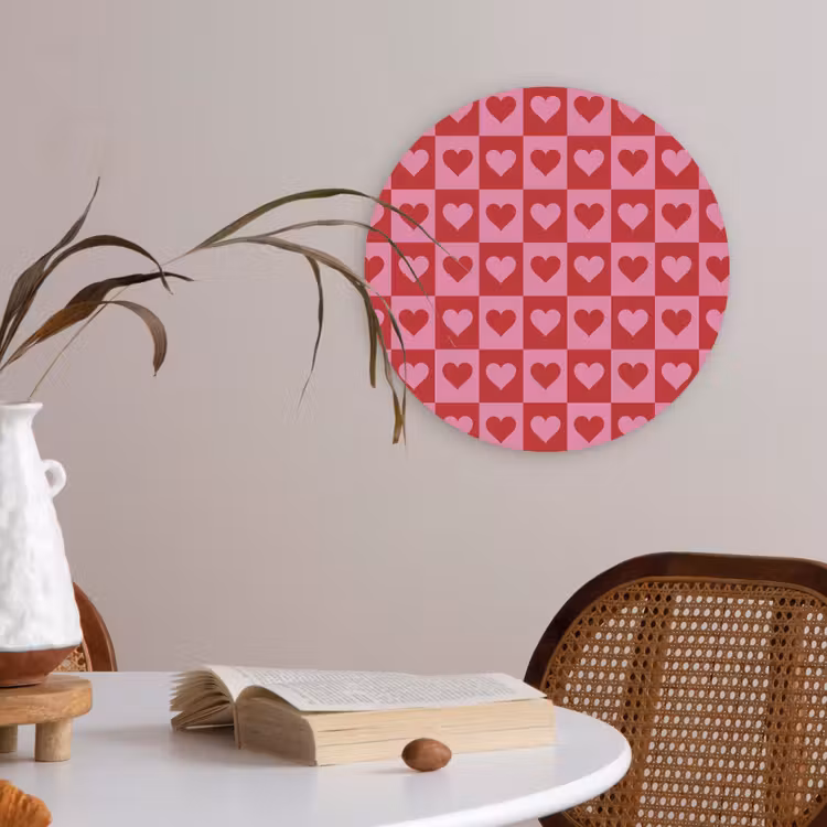 Rood - Roze - Schaakbord - Valentijn Akoestische PET Vilt - Rond klein -sfeer3