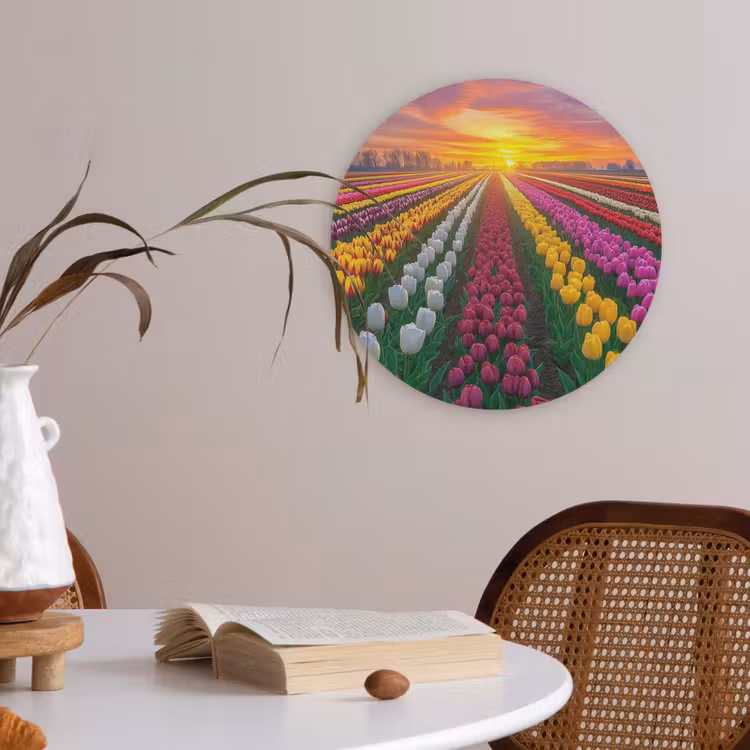 Tulpenveld - Zonsondergang - Kleurrijk Akoestische PET Vilt - Rond klein -sfeer3