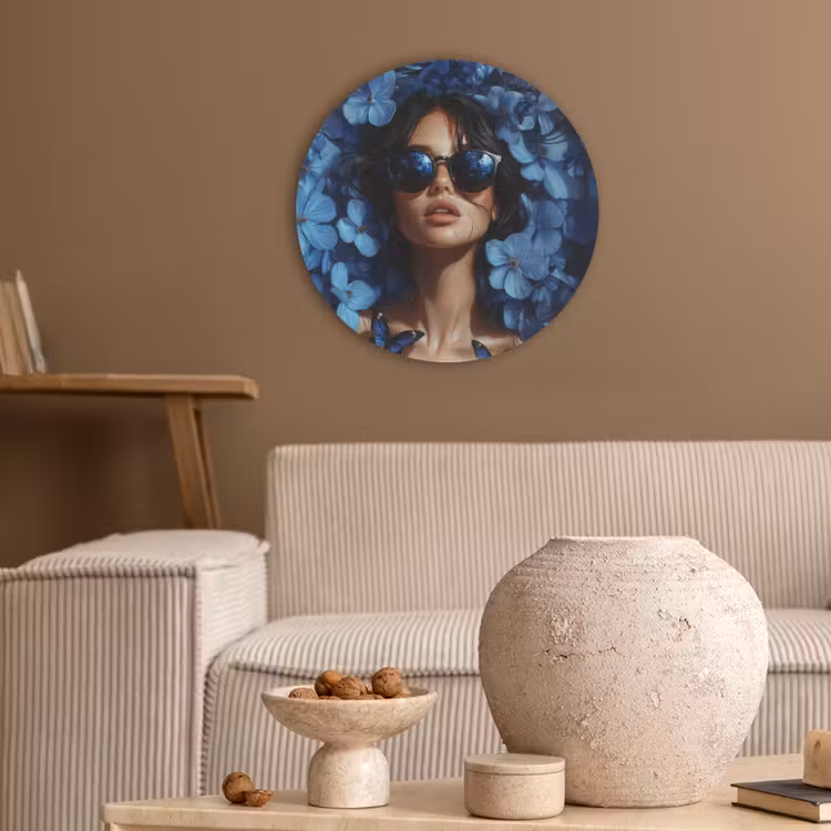 Vrouw - Blauw - Bloemen - Vlinders - Natuur Akoestische PET Vilt - Rond klein -sfeer1