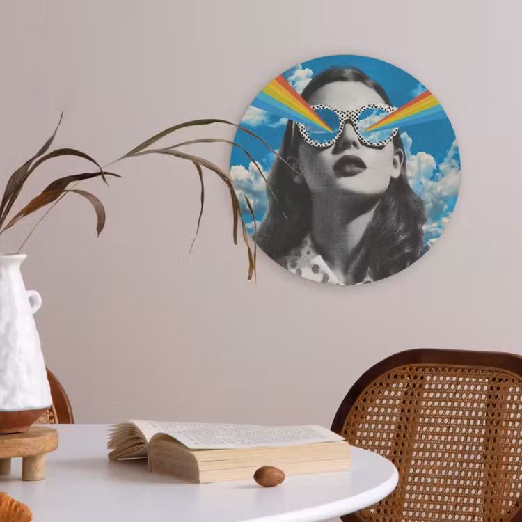 Vrouw - Bril - Regenboog - Wolken Akoestische PET Vilt - Rond klein -sfeer3