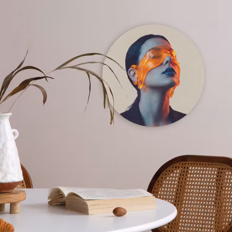 Vrouw - Oranje - Abstract - Modern - Kleurrijk Akoestische PET Vilt - Rond klein -sfeer3