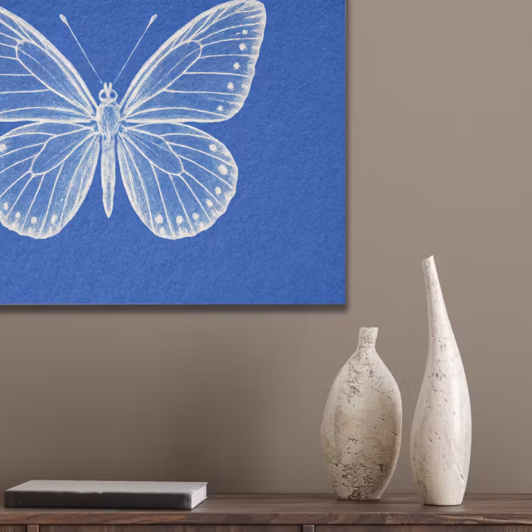 Vlinder - Wit - Getekend - Stippen PET vilt klein -sfeer6_closeup
