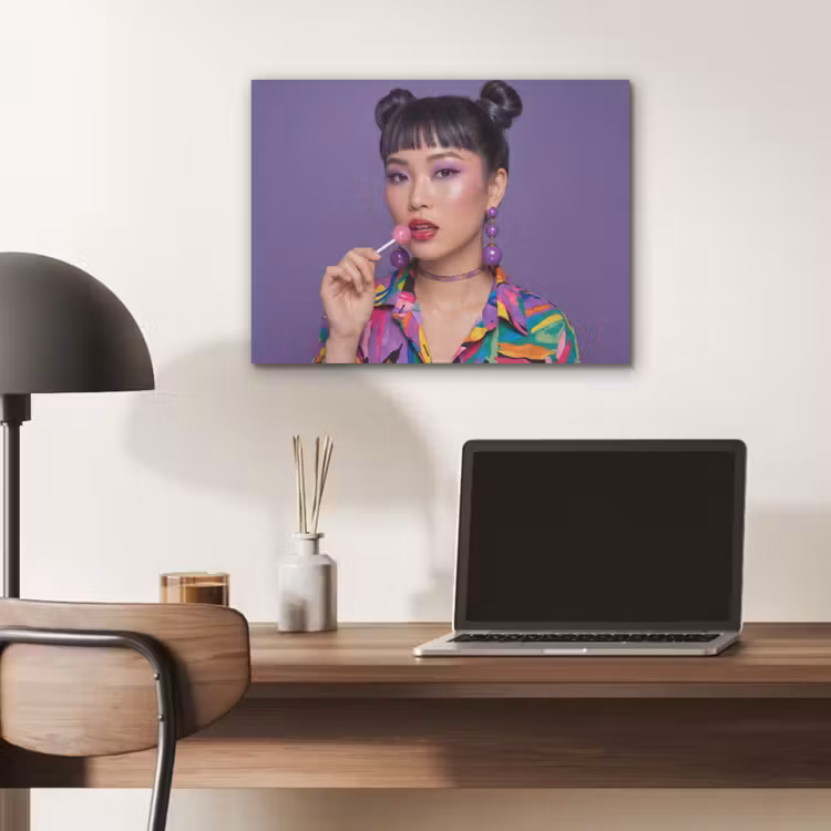 Vrouw - Portret - Make-up - Paars - Levendig PET vilt klein -sfeer5