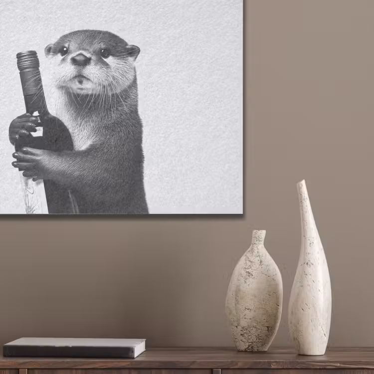 Wijnfles - Otter - Zwart PET vilt klein -sfeer6_closeup