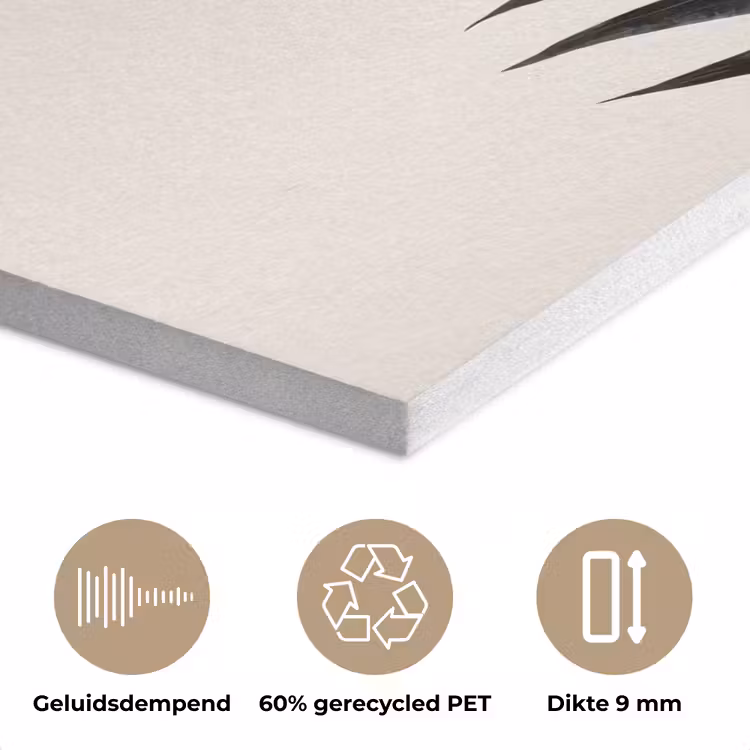Zwart palmblad - Gouden cirkel - Beige achtergrond PET vilt klein -closeup_NL