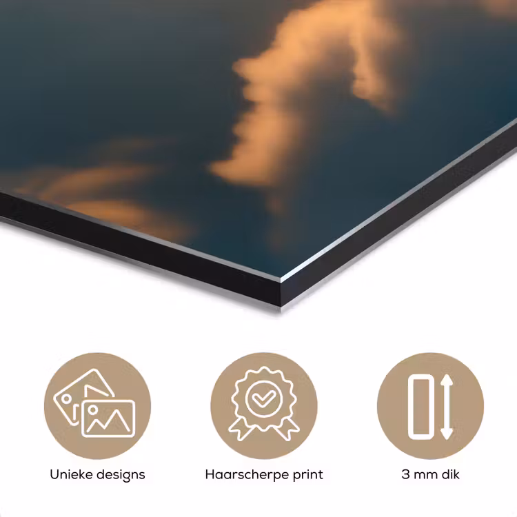 Adelaar - Wolken - Zon aluminium wit klein -closeup_NL