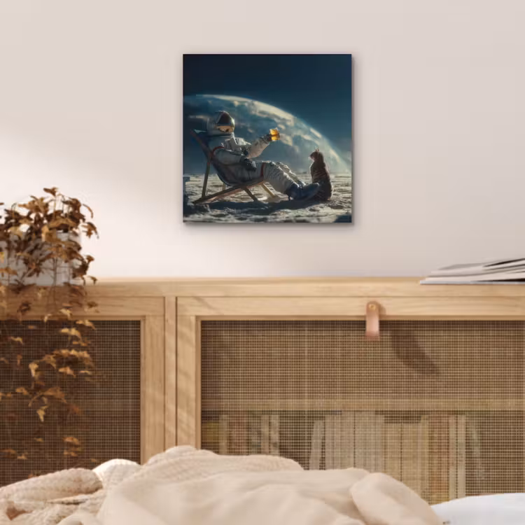 Astronaut - Kat - Glas - Stoel aluminium wit klein -sfeer3