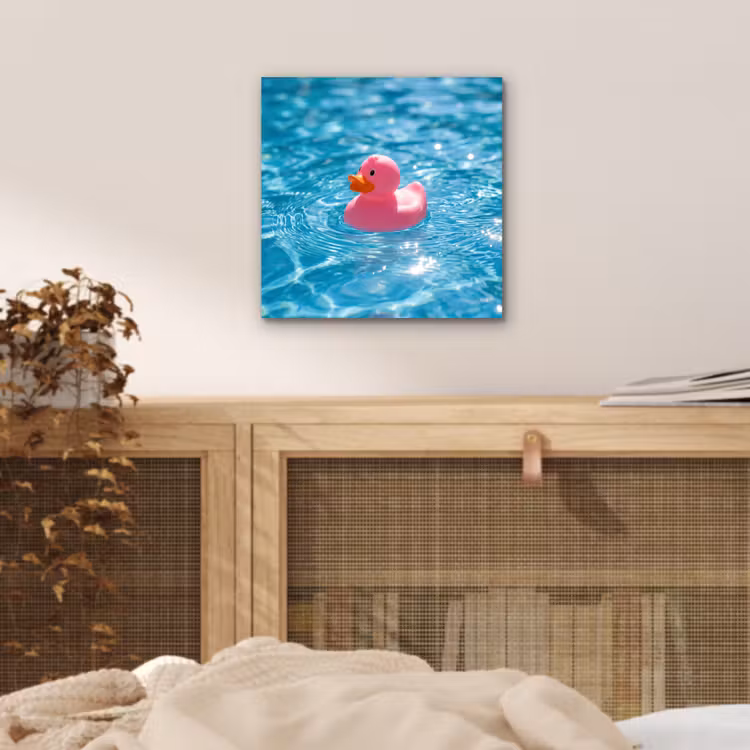 Badeend - Dobberend - Roze aluminium wit klein -sfeer3