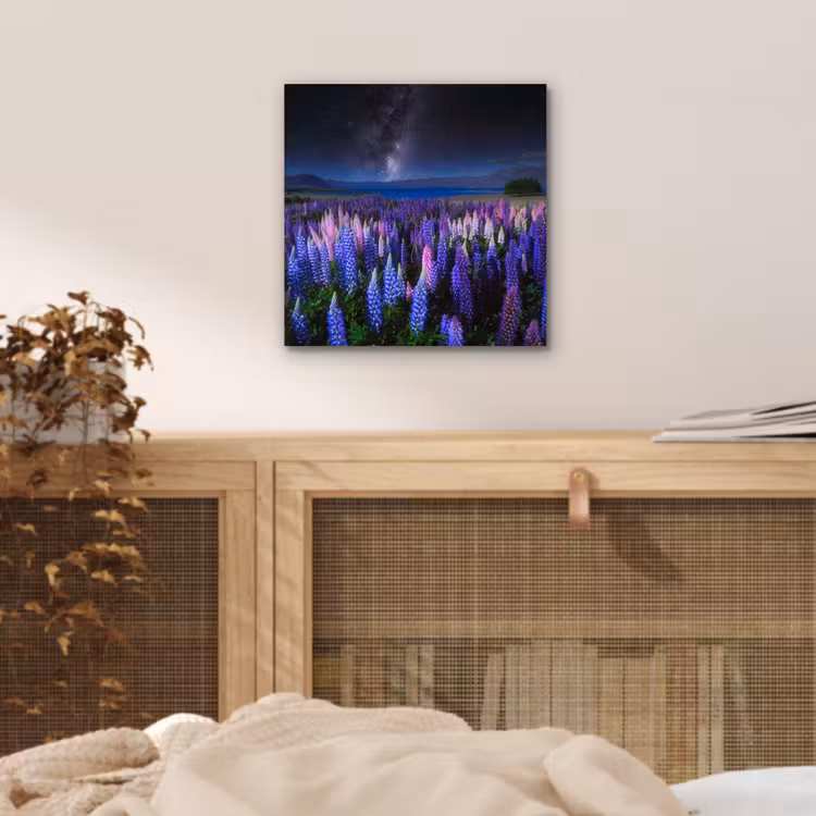 Bloemen - Nacht - Lupine - Sterrenhemel - Paars - Natuur aluminium wit klein -sfeer3