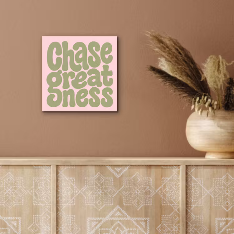Chase greatness - Groen - Roze - Retro aluminium wit klein -sfeer4