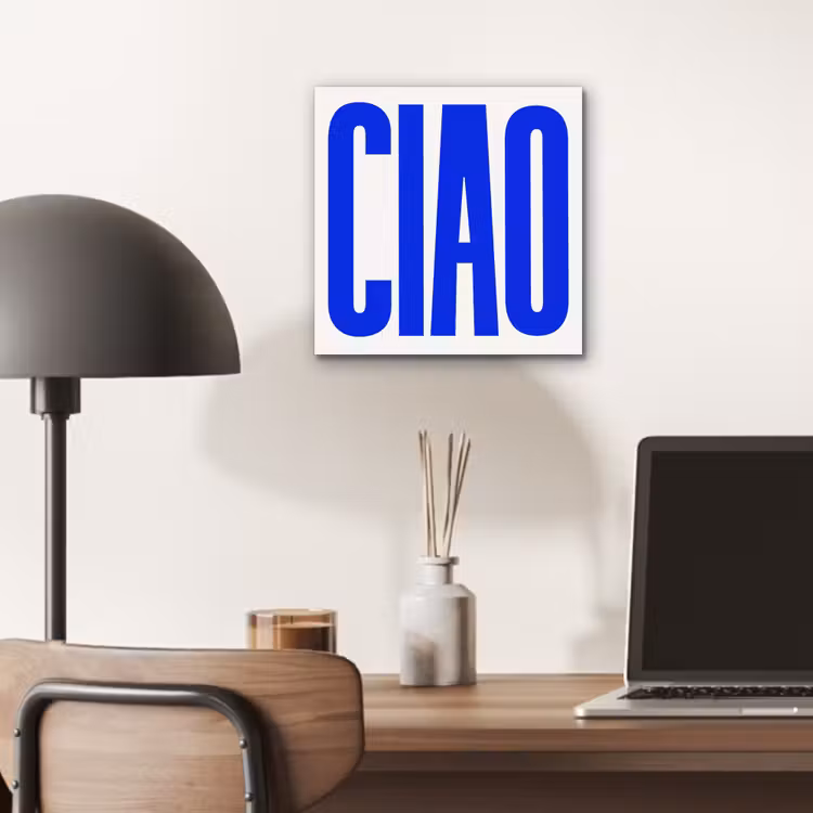 Ciao - Hoofdletters - Blauw - Minimalistisch aluminium wit klein -sfeer5