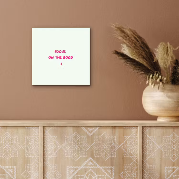 Focus - Beige - Roze - Smiley aluminium wit klein -sfeer4